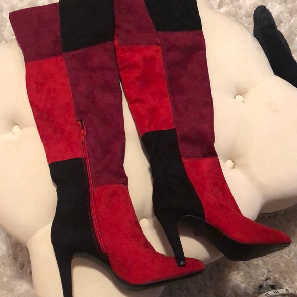 Rialto Boots Size: 8, Heel Height: 3 1/2 - Picture 3 of 4